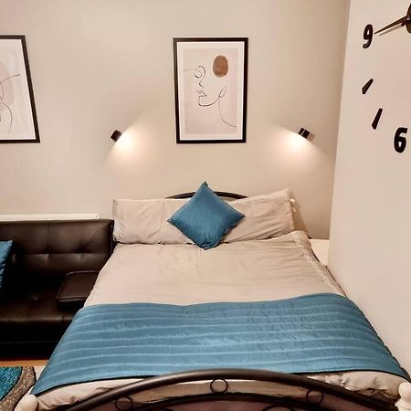 Stylish Apartment, Self Check-In, Ideal 4 Contractors, 25Mins To Gatwick Airport Thornton Heath Luaran gambar